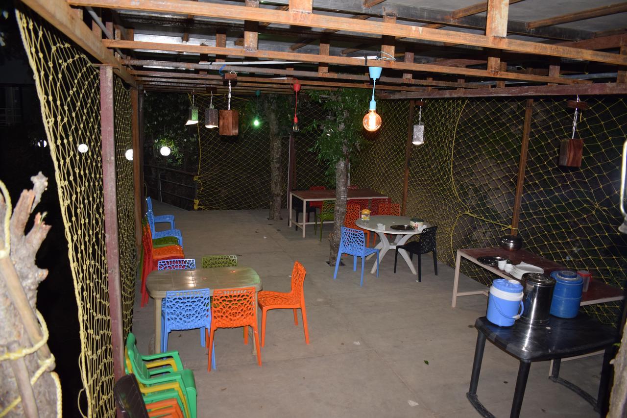 Ghughuti Resort ムスーリー エクステリア 写真