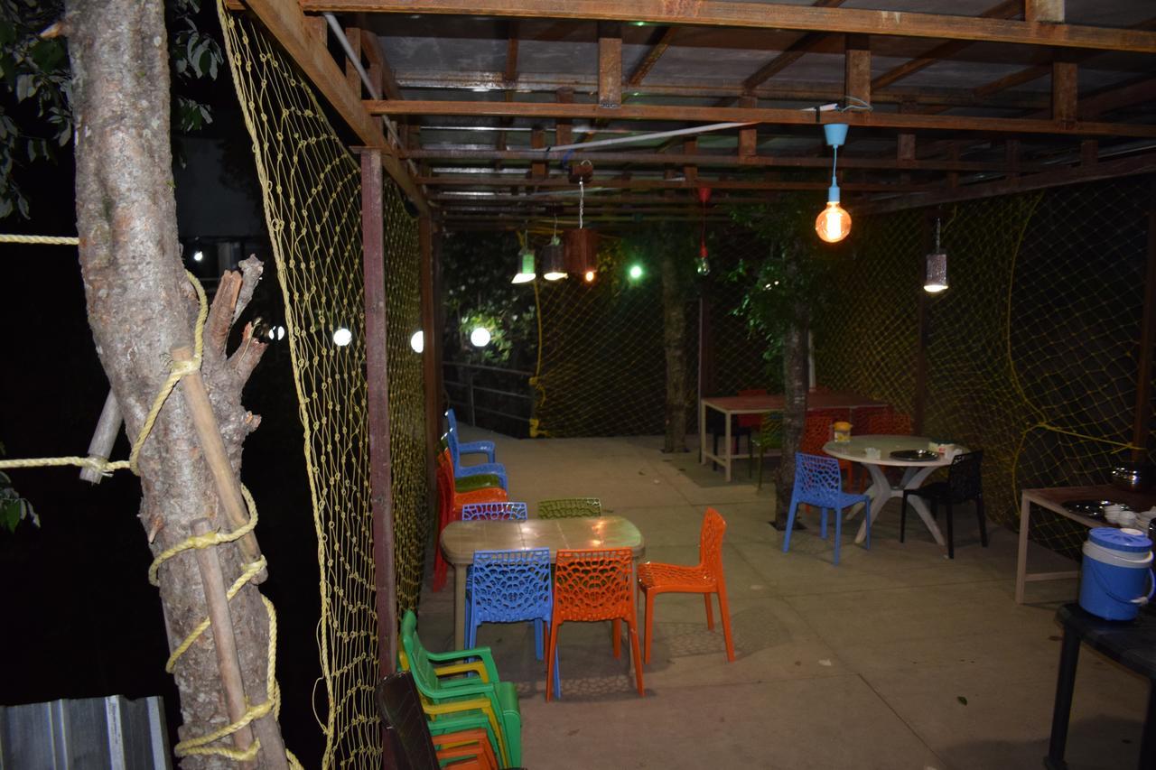 Ghughuti Resort ムスーリー エクステリア 写真