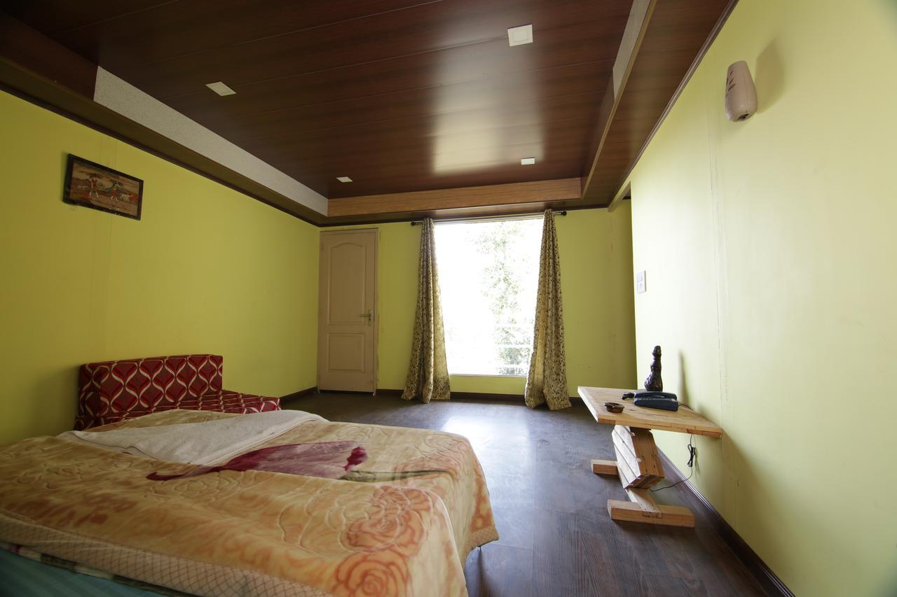 Ghughuti Resort ムスーリー エクステリア 写真